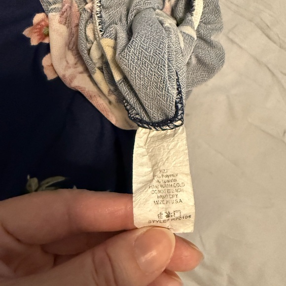 White Birch
One shoulder
Romper - Picture 3 of 3